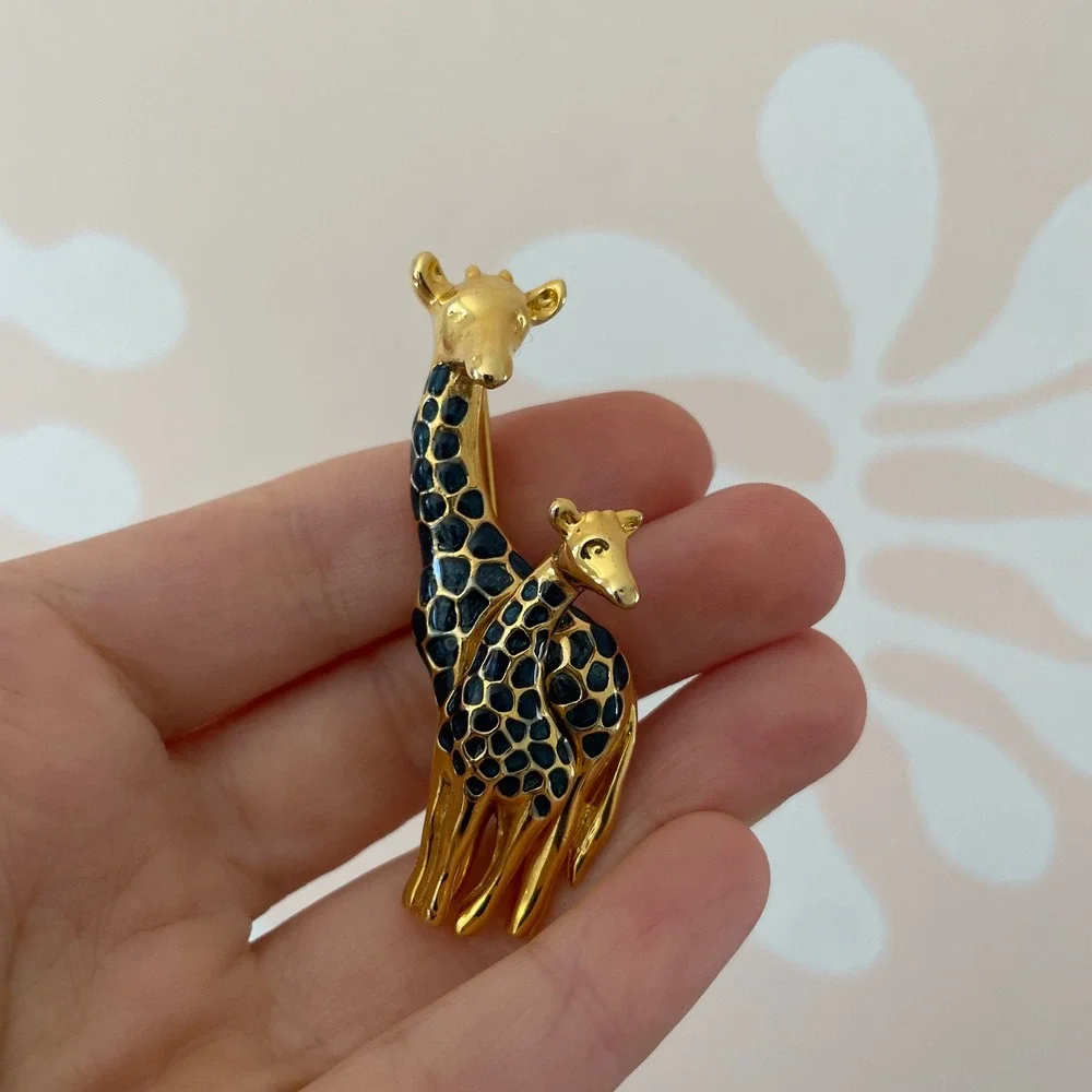 Vintage Gold Tone Enamel Mother and Baby Giraffe Brooch Safari Animal Pin